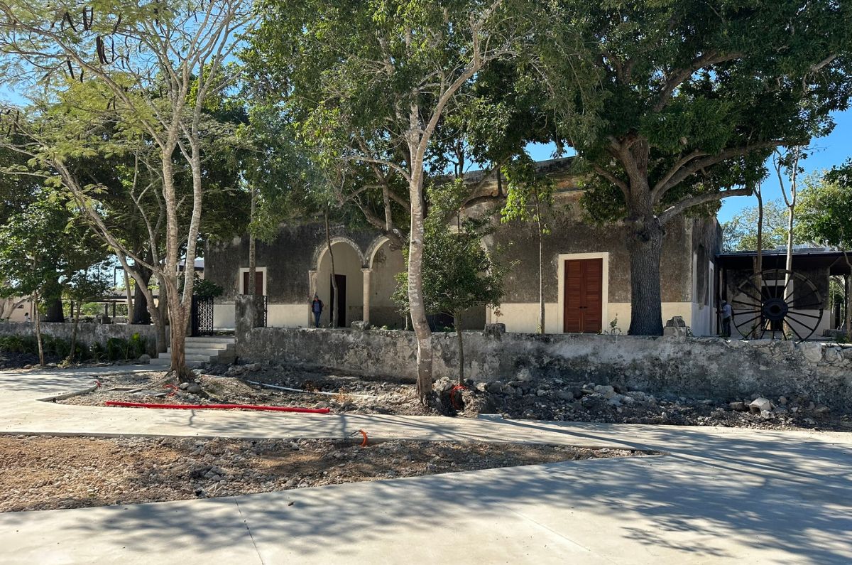 1341-Lote-residencial-en-venta-en-una-Hacienda-remodelada-con-amenidades-en-Merida (42).jpg